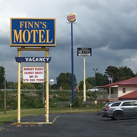 Finn's Motel Saint James Exterior foto